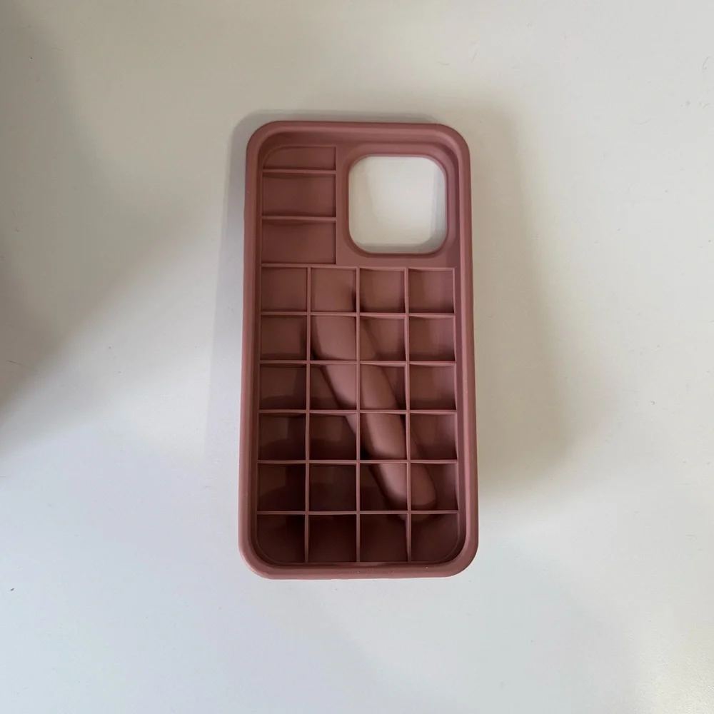 RHODE Toast Phone Case - Picture 4 of 5